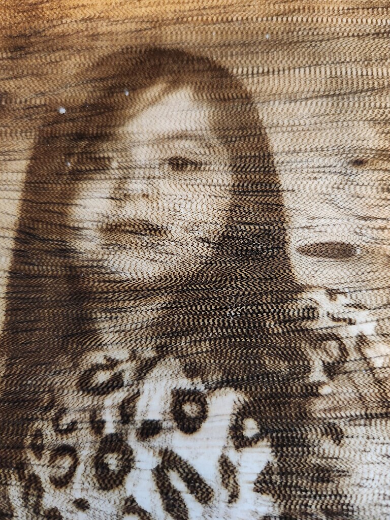 Greyscale image has wavy lines lightburn software questions