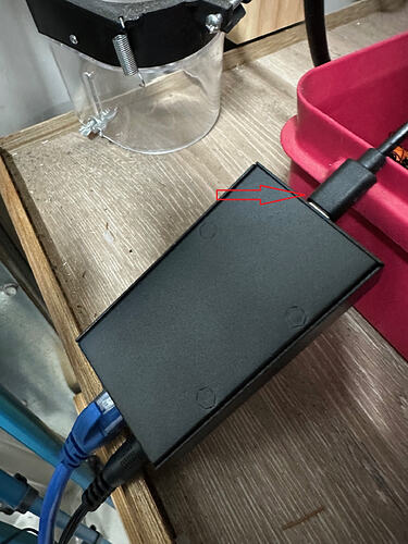 5 - USB powered hub reciever (USB C output to computer)
