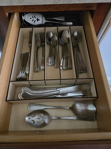 Tray01