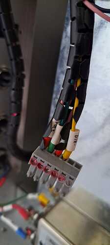 Connector_B