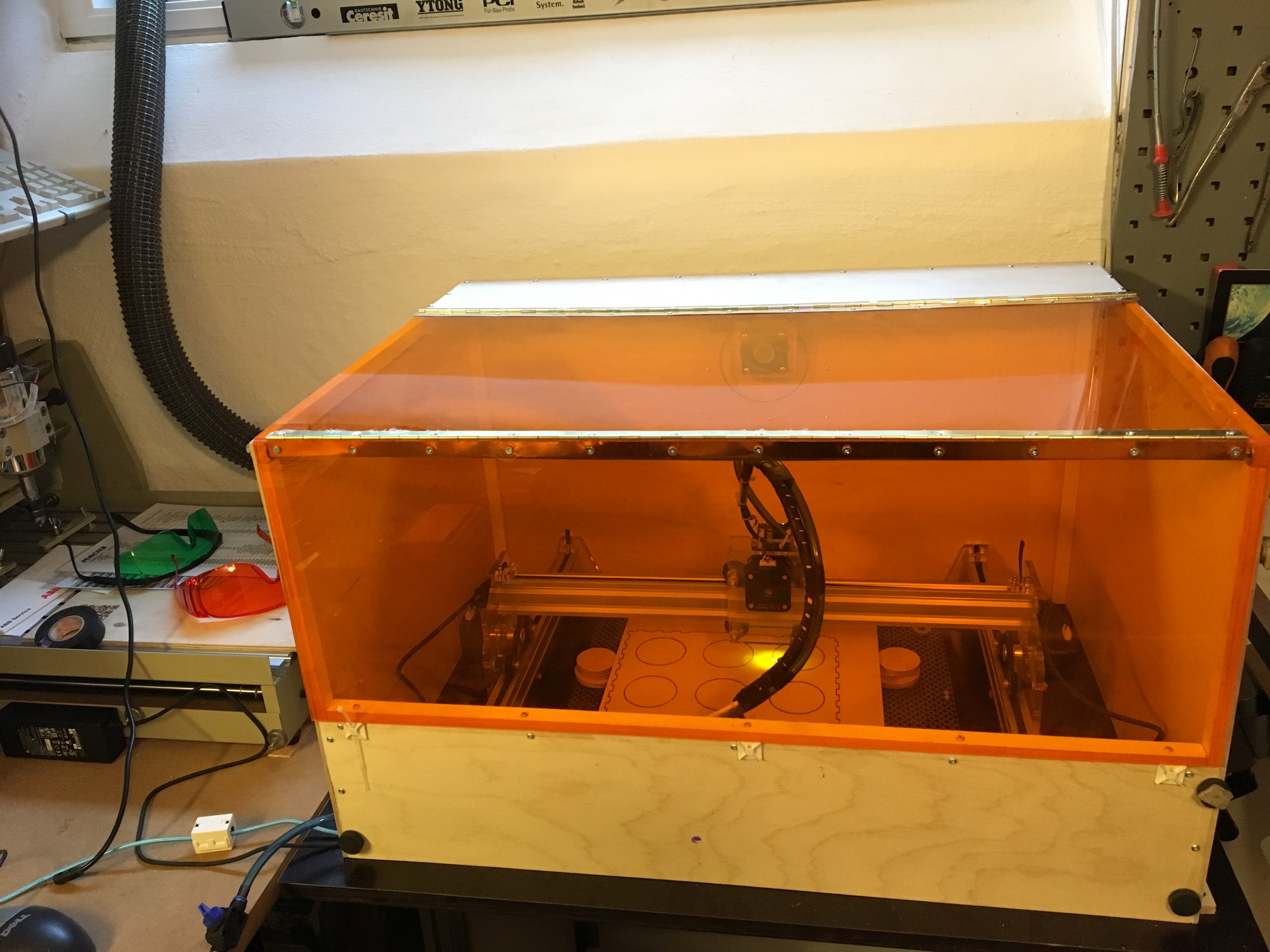 Laser engraver camera with lightburn and fume extractor filter