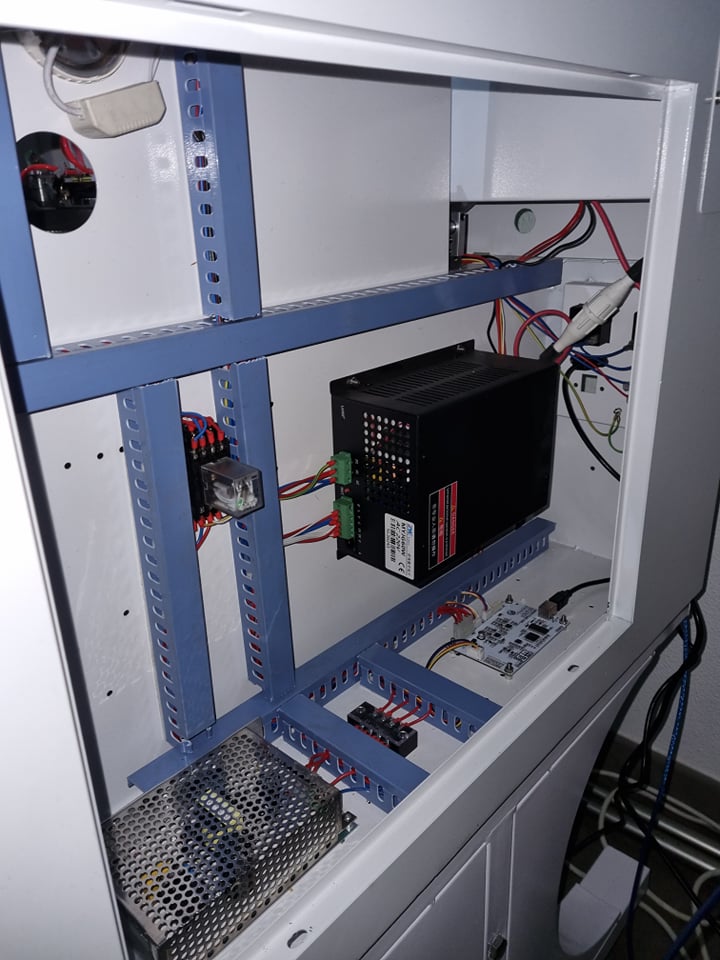 Control panel to plug multiple plugs into, with on/off switches - Community  Laser Talk - LightBurn Software Forum